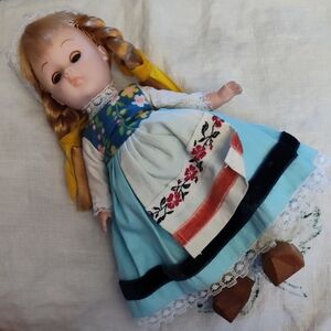 12CGS- Vintage 1972 Ginny Dutch Holland Doll Wooden Clogs